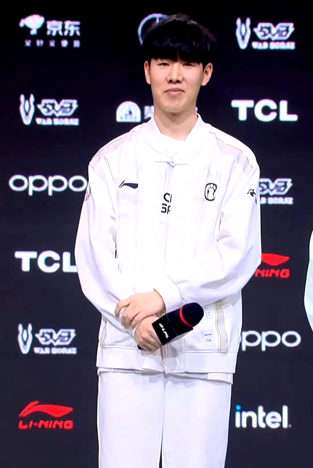 热度还是高，王者荣耀11月收入排行手机游戏第一