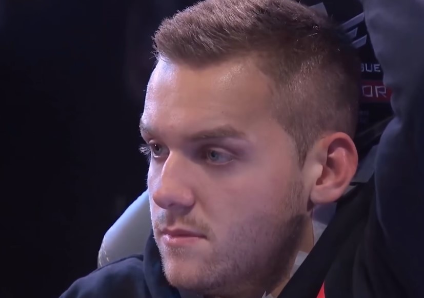 Ning进入传奇杯淘汰赛后更博：我真无敌了！